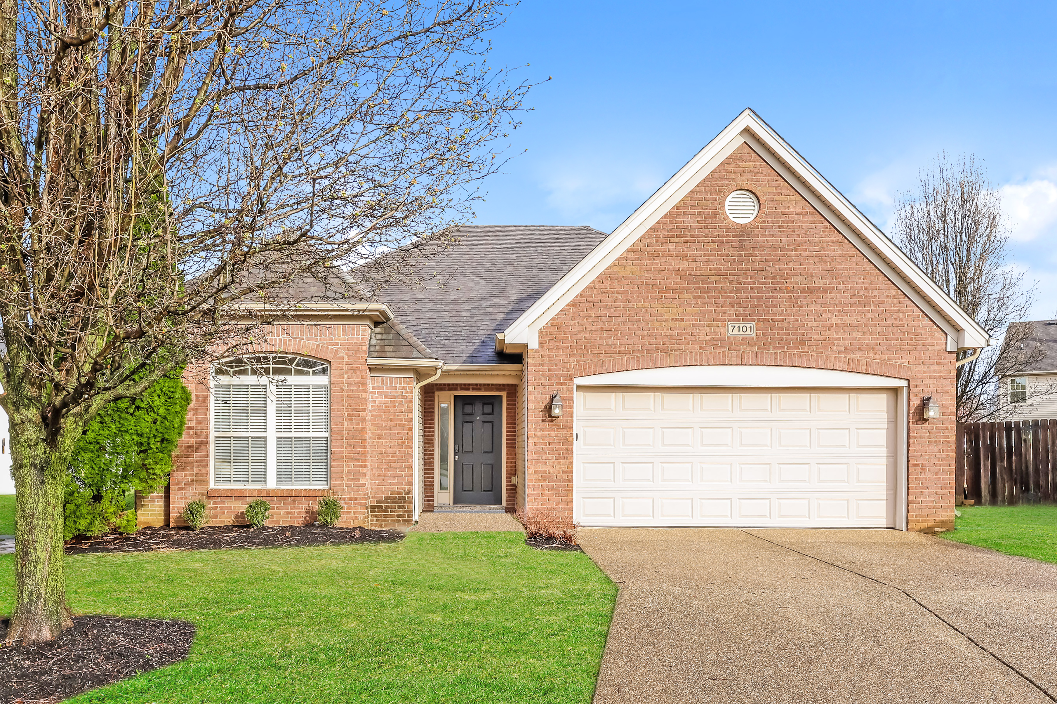 7101 Leo Saddler Way LOUISVILLE, KY 40229